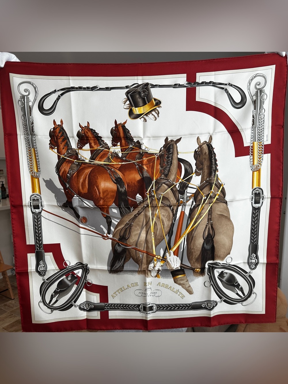Hermes Attelage en Arbalete forever scarf 90